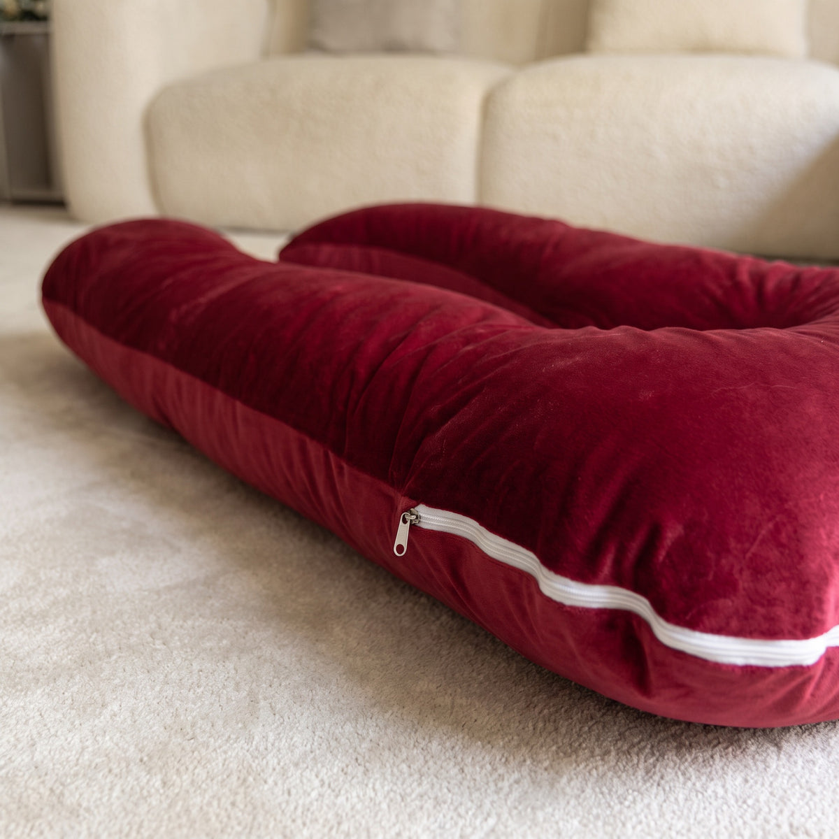 Close-up of the zip closure on the Red Satin Silk Cover