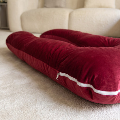 Close-up of the zip closure on the Red Satin Silk Cover